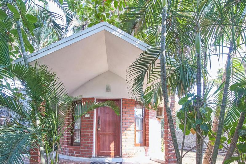 Green Coconut Resort Ченнаи Экстерьер фото